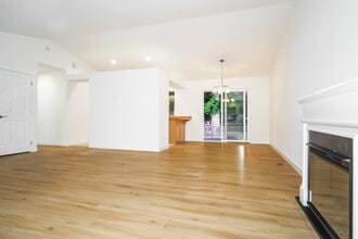 617 98th Dr NE in Lake Stevens, WA - Building Photo - Building Photo