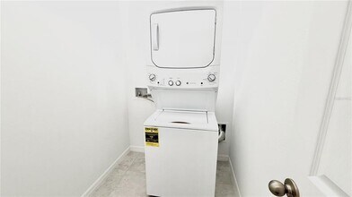 3832 Giorgio Dr in Winter Haven, FL - Building Photo - Building Photo