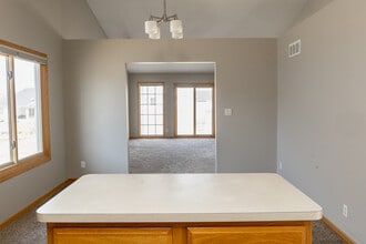 7337 Collister Rd in Lincoln, NE - Building Photo - Building Photo