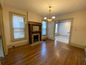 1069 Neil Ave in Columbus, OH - Building Photo - Building Photo