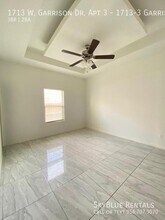 1713 W Garrison Dr in Pharr, TX - Foto de edificio - Building Photo