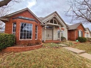 5604 NW 106th St in Oklahoma City, OK - Building Photo - Building Photo