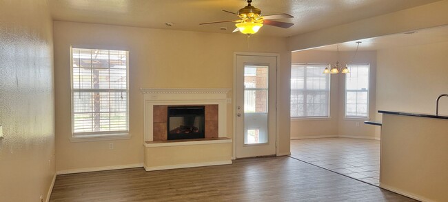 1926 Franklin Dr in Clovis, NM - Building Photo - Building Photo