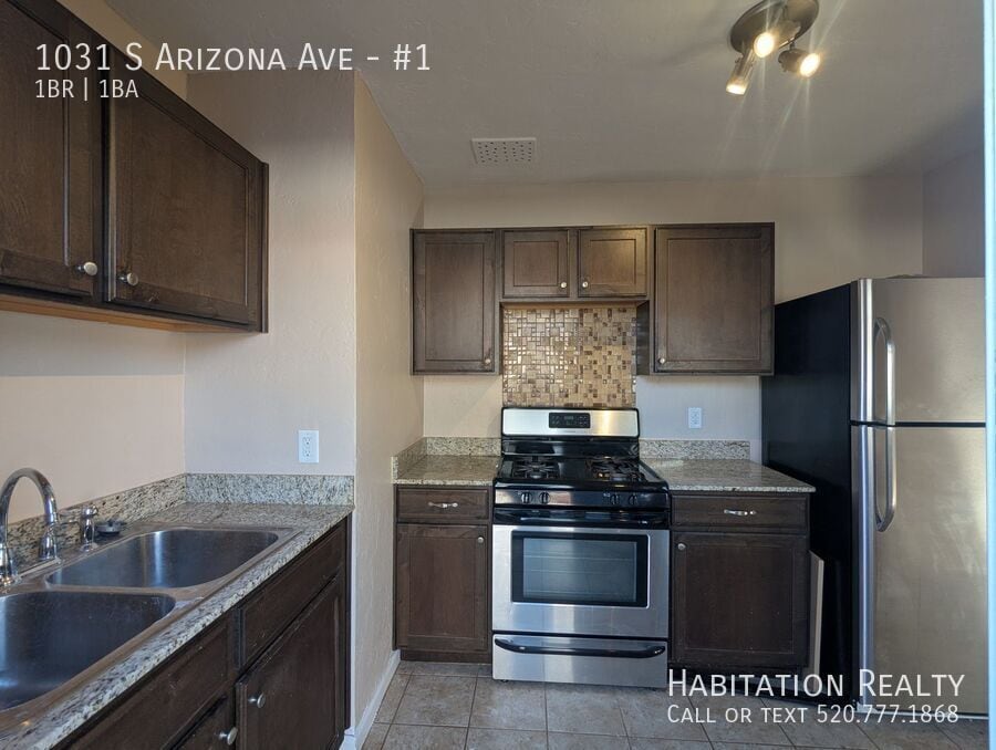 1031 S Arizona Ave in Tucson, AZ - Building Photo