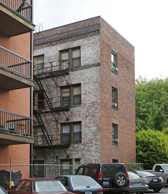 Tiffany & Clay Housing in Portland, OR - Building Photo - Building Photo