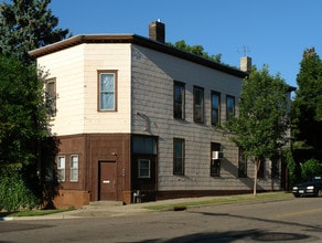 959 Galtier St in St. Paul, MN - Building Photo - Building Photo