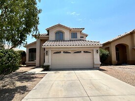 8239 W Voltaire Ave in Peoria, AZ - Building Photo