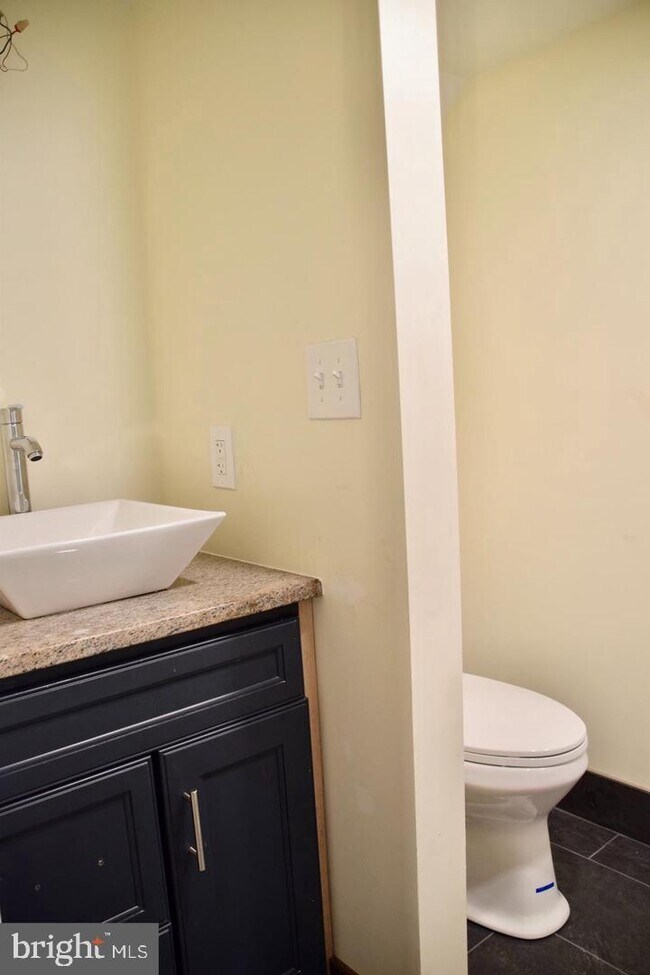 4056 Ridge Ave photo'