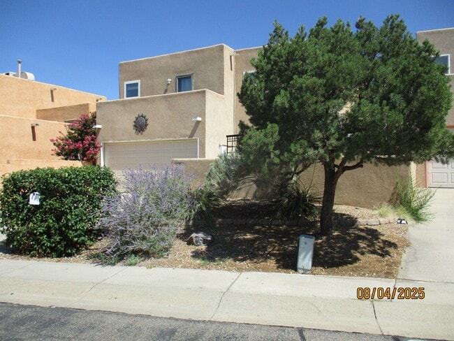 property at 9335 Osuna Pl NE
