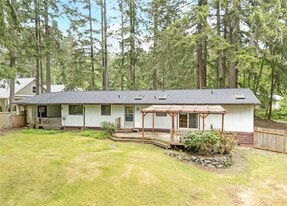 2422 157th St Ct NW in Gig Harbor, WA - Building Photo
