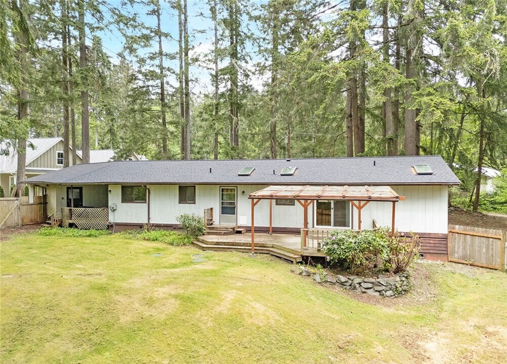 2422 157th St Ct NW in Gig Harbor, WA - Building Photo