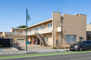 1720 Palmetto Ave in Pacifica, CA - Building Photo