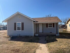 352 SW Ave A in Hamlin, TX - Building Photo
