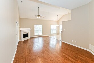 910 Clubhouse Dr in Hernando, MS - Foto de edificio - Building Photo