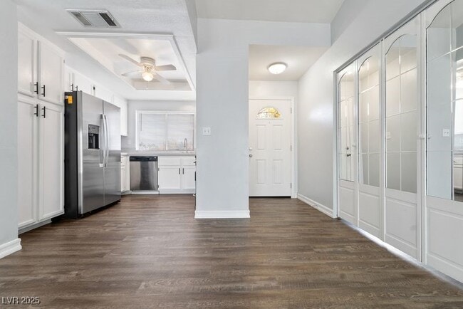 1620 Desert Ridge Ave in North Las Vegas, NV - Building Photo - Building Photo