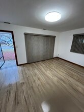 2241 Fairmont Pky in Erie, PA - Foto de edificio - Building Photo