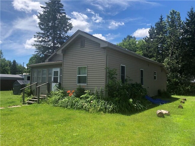 property at 1035 N Alvey St