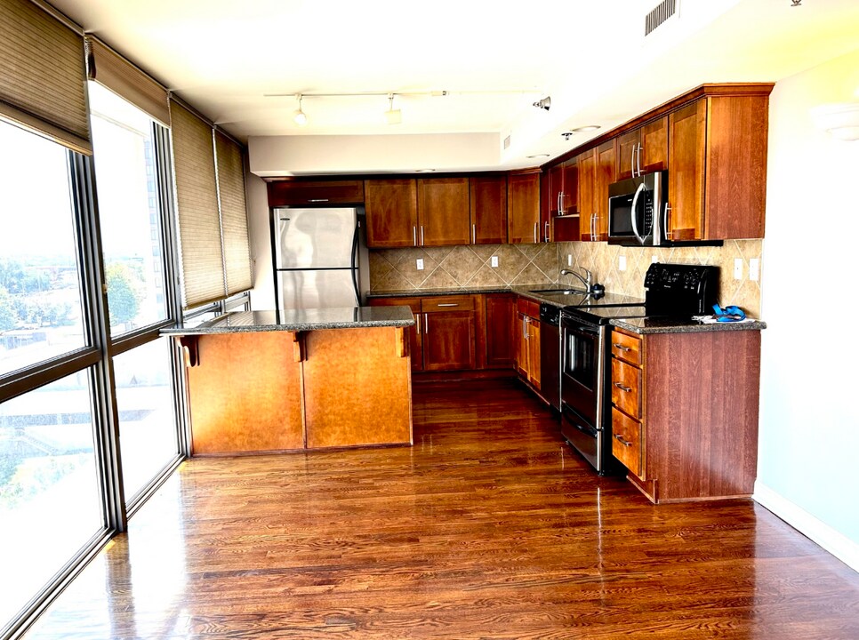 600 Admiral Blvd in Kansas City, MO - Building Photo