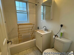 71 Kilsyth Rd, Unit 9 in Boston, MA - Building Photo - Building Photo