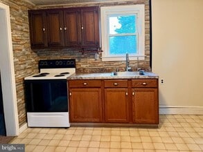 241 Harpers Hollow Ln in Winchester, VA - Building Photo - Building Photo