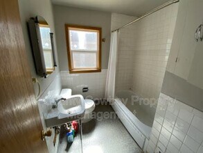 1218 E Flint St in Laramie, WY - Building Photo - Building Photo