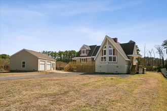 236 Hansford Ln in Seaford, VA - Building Photo - Building Photo