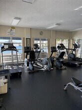 1849 S Ocean Dr in Hallandale Beach, FL - Building Photo - Building Photo