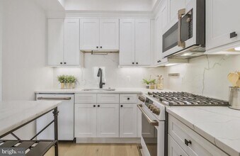 1654 K St NE in Washington, DC - Building Photo - Building Photo