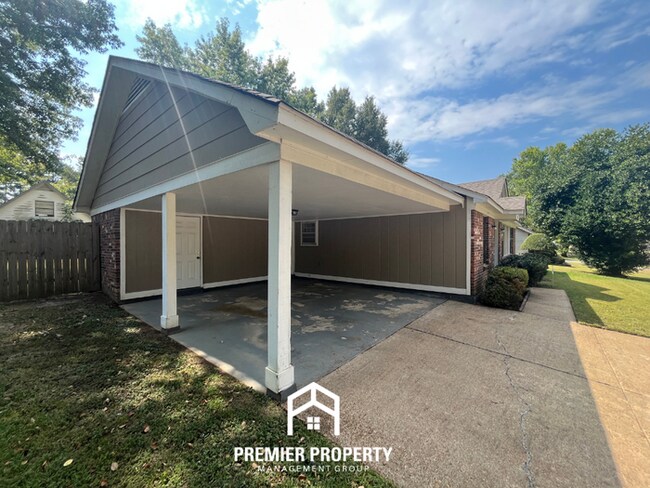 5999 Pebblehill Dr in Bartlett, TN - Building Photo - Building Photo