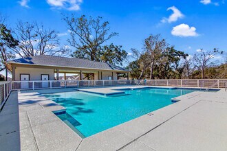 263 Preston Wy in Gulf Shores, AL - Building Photo - Building Photo