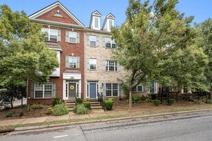 2118 Middle Tennessee Blvd in Murfreesboro, TN - Building Photo