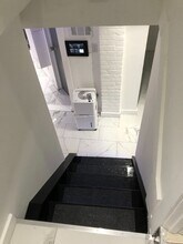 196 Danforth Ave, Unit 3 Rooms for Rent in Jersey City, NJ - Foto de edificio - Building Photo