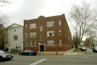 Lakeview Apartments in Chicago, IL - Building Photo - Building Photo