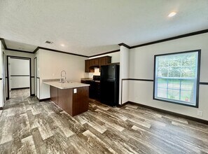 1195 Mahone St in Christiansburg, VA - Building Photo - Building Photo