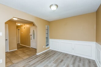 2854 Southpark Ln in Fort Worth, TX - Building Photo - Building Photo