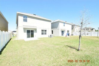 10233 Mangrove Well Rd in Sun City Center, FL - Building Photo - Building Photo