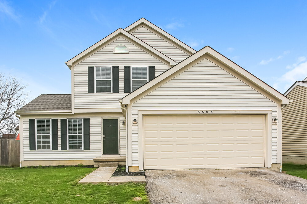 6608 Cloverlawn Cir in Canal Winchester, OH - Building Photo