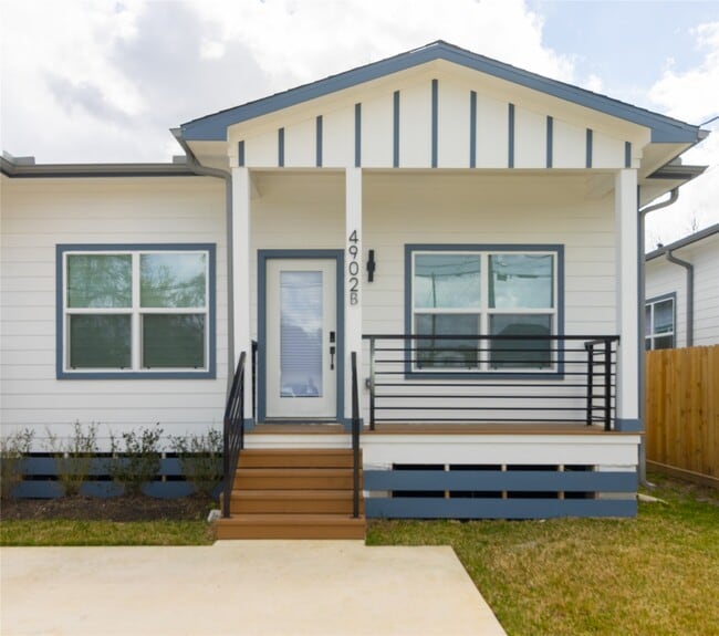 property at 4902 Higgins St