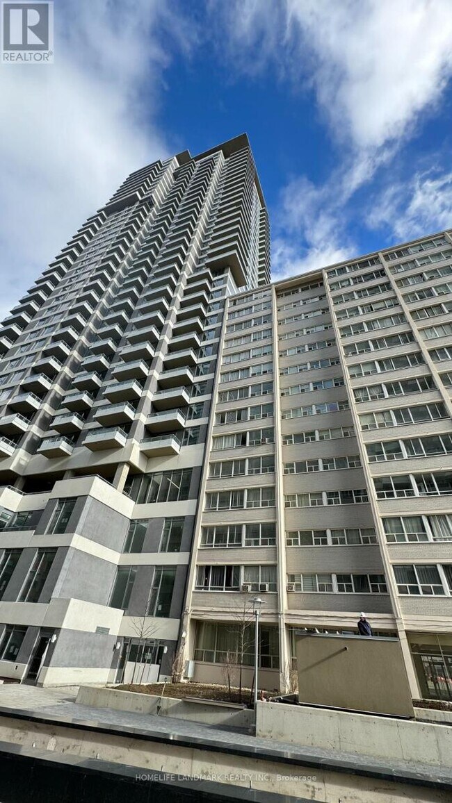 50-1550 Dunfield Ave in Toronto, ON - Building Photo - Building Photo