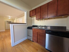 1350 N Dearborn St, Unit 606 in Chicago, IL - Building Photo - Building Photo