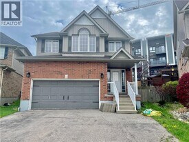 229 Sunny Meadow Ct in Kitchener, ON - Building Photo