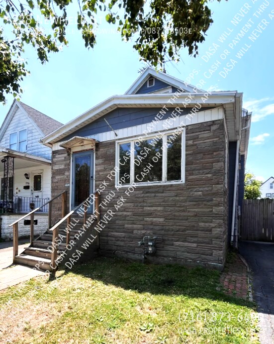 228 Newfield St in Buffalo, NY - Building Photo