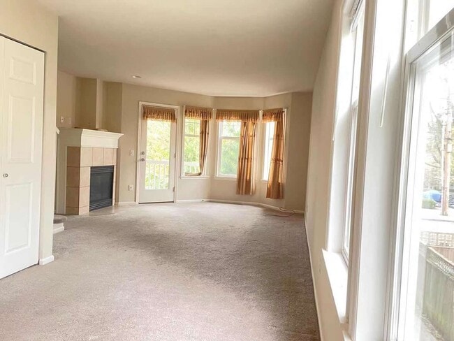 12531 27th Ave NE in Seattle, WA - Building Photo - Building Photo