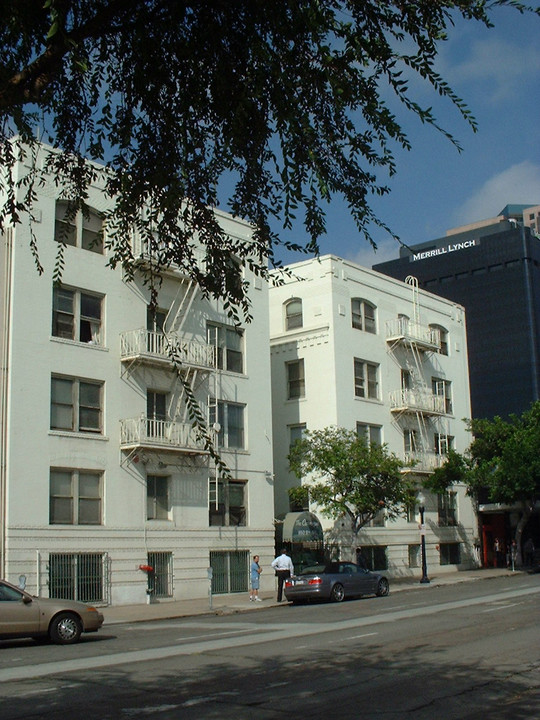 Community at Carnegie in San Diego, CA - Building Photo