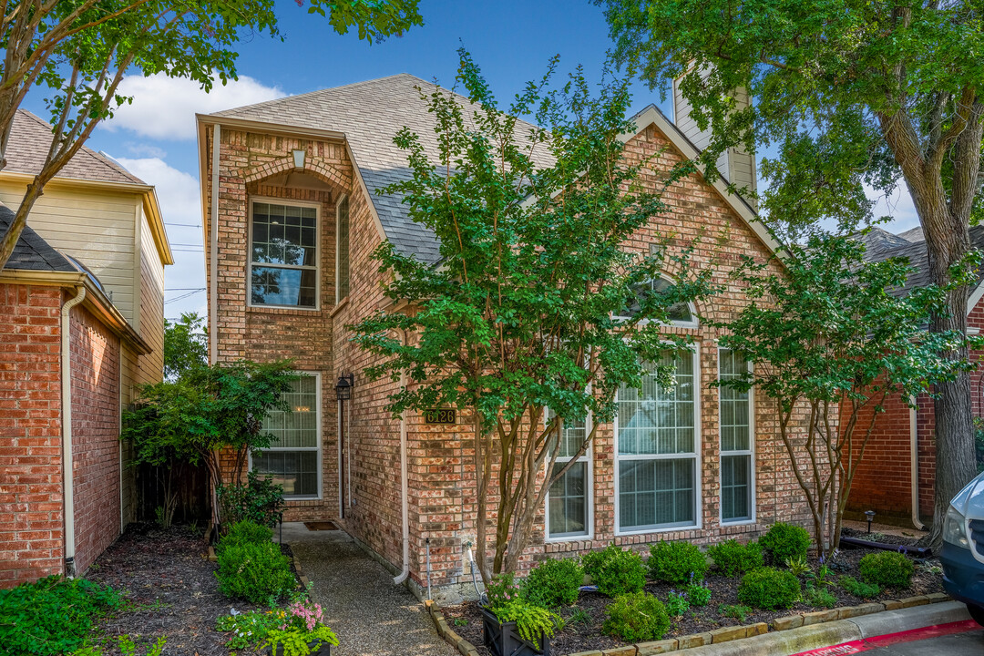 6126 Jereme Trl in Dallas, TX - Building Photo