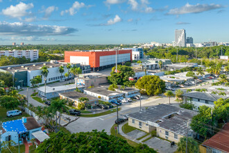 Villa Capri Condominium in Coral Gables, FL - Building Photo - Building Photo