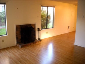 1359 Madras St SE in Salem, OR - Building Photo - Building Photo