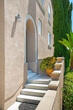 13325 Via Costanza in San Diego, CA - Building Photo - Building Photo