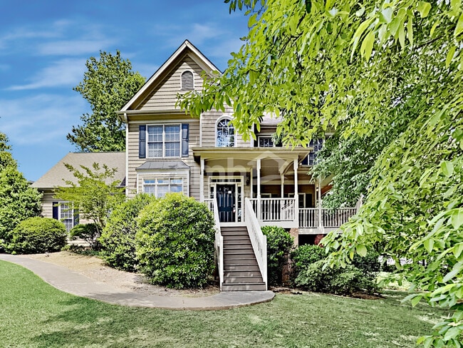 property at 6261 Sharpsburg Ct NW