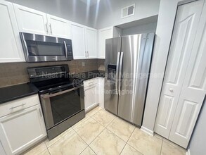 10435 Mid Town Pkwy in Jacksonville, FL - Building Photo - Building Photo